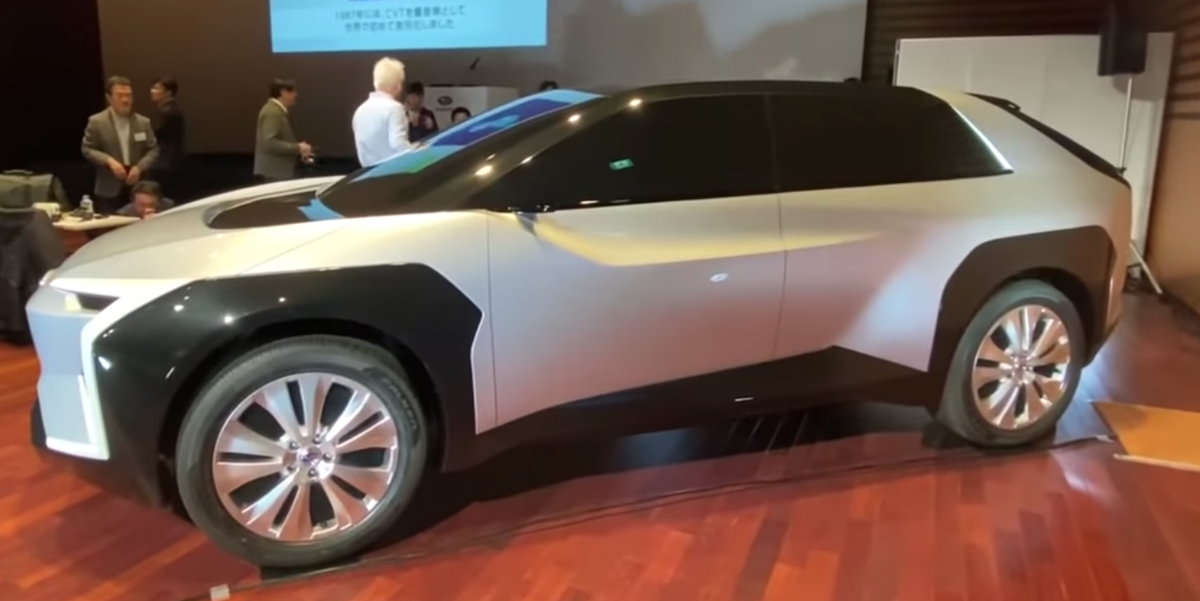 Subaru electric crossover concept