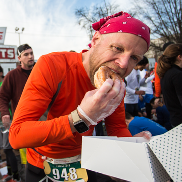 Recreation, Half marathon, Running, Marathon, Moustache, Mouth, Ultramarathon, Exercise, Facial hair, Individual sports, 