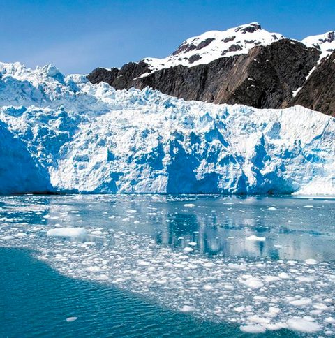 Polar ice cap, Glacial landform, Ice, Glacial lake, Glacier, Mountain, Mountainous landforms, Arctic ocean, Iceberg, Ocean, 