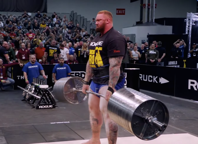 Teen sets American record with 465 pound deadlift