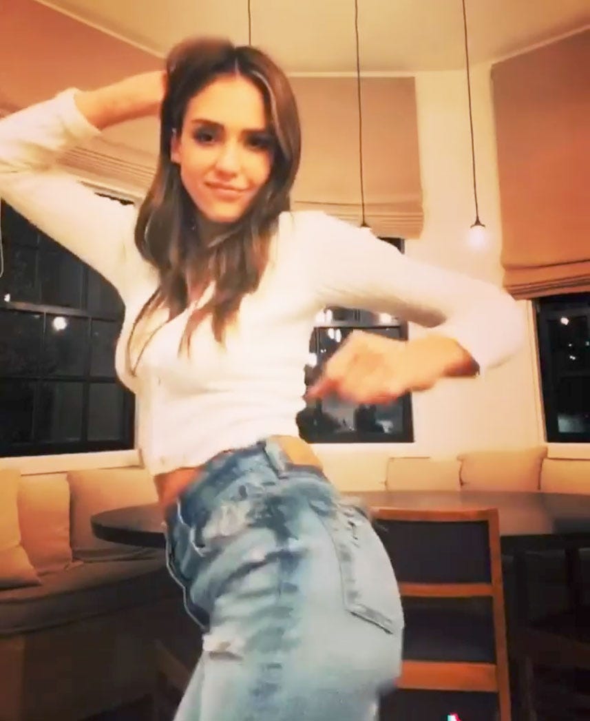 Jessica Alba Anal Sex - Jessica Alba Flaunts Abs In 'Savage' TikTok Dance Challenge Video