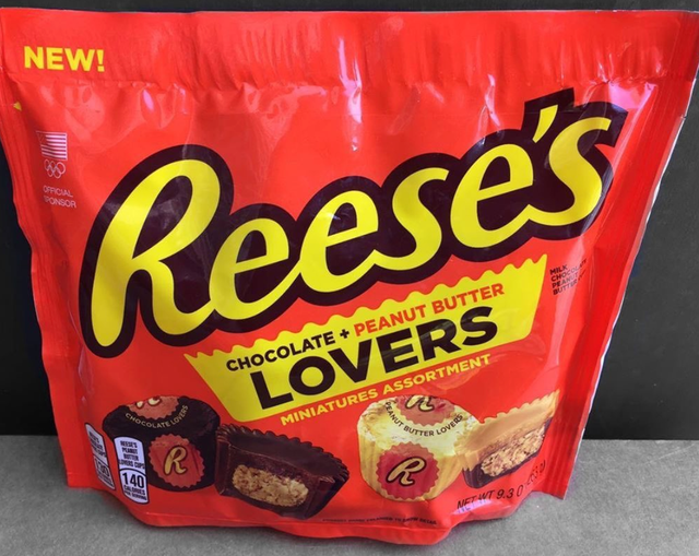 Snack, Food, Cuisine, Junk food, Ingredient, Chocolate, Peanut butter cup, 