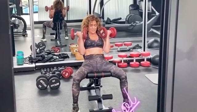 Jennifer Lopez's Jaw-Dropping Miami Workout Look