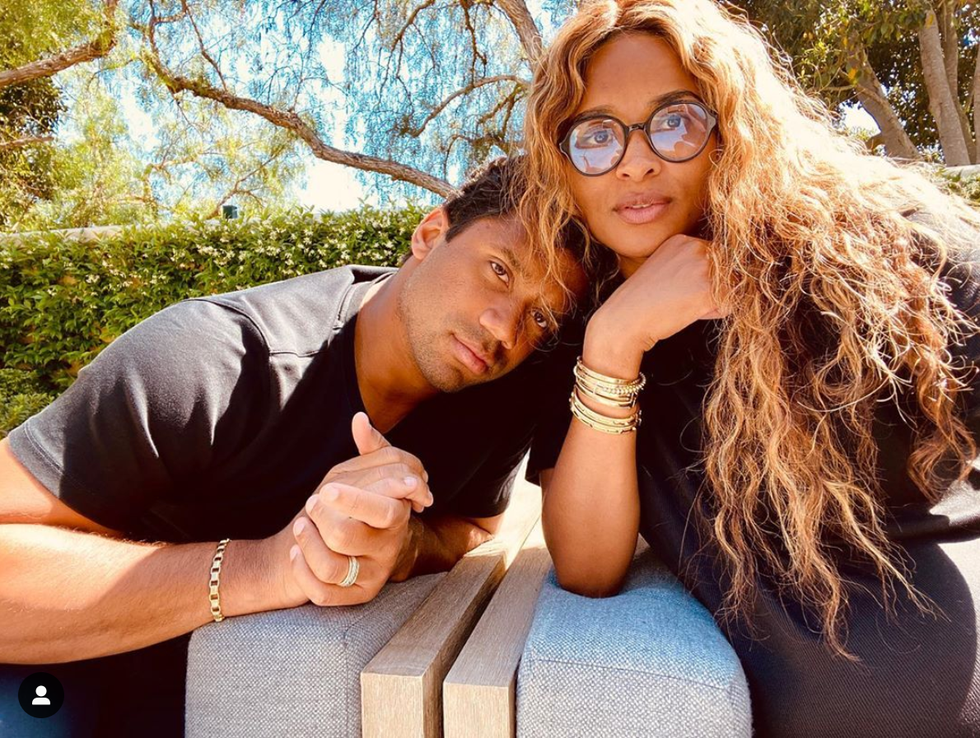 Ciara & Russell Wilson Show Some PDA During a Romantic Stroll in