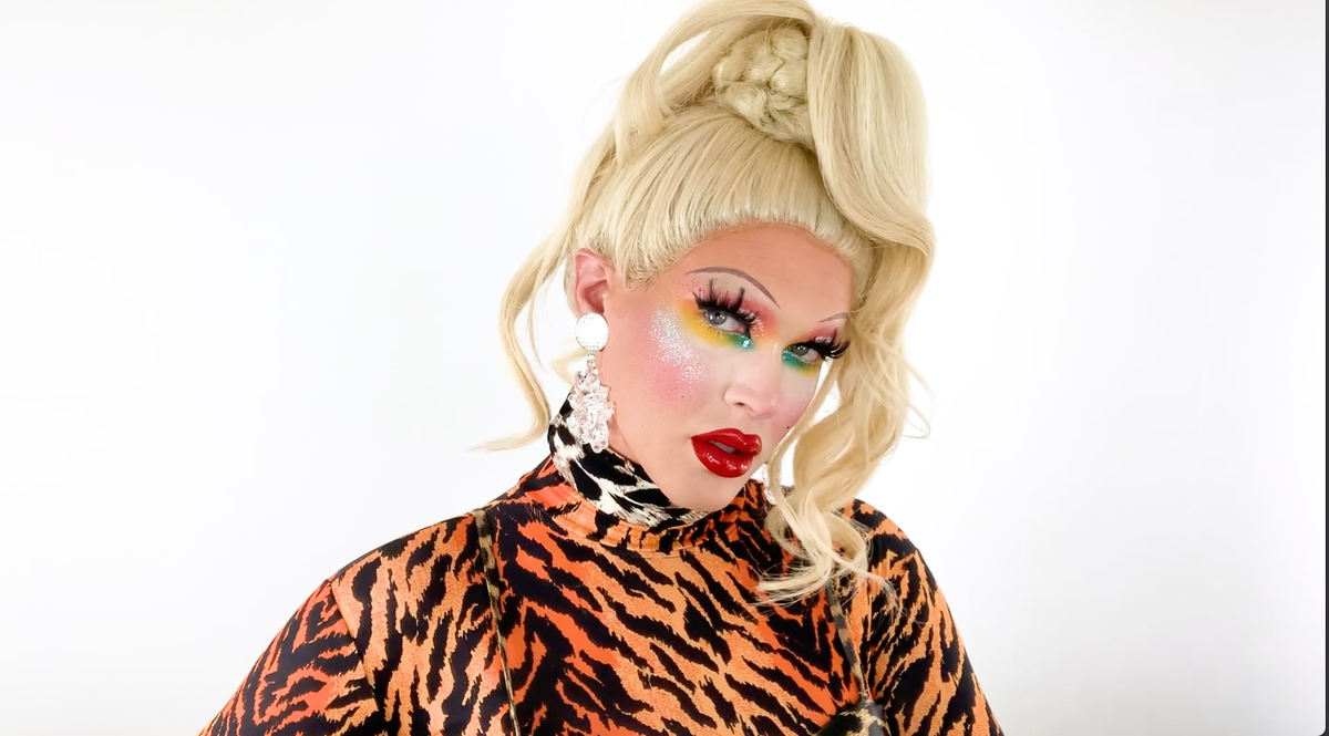 Watch Pearl's Cosmo Queens Makeup Tutorial