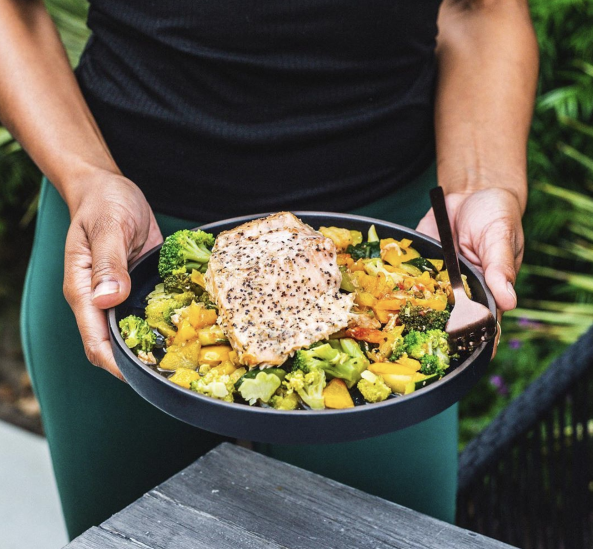 Healthy prepared meals delivered to your shop door