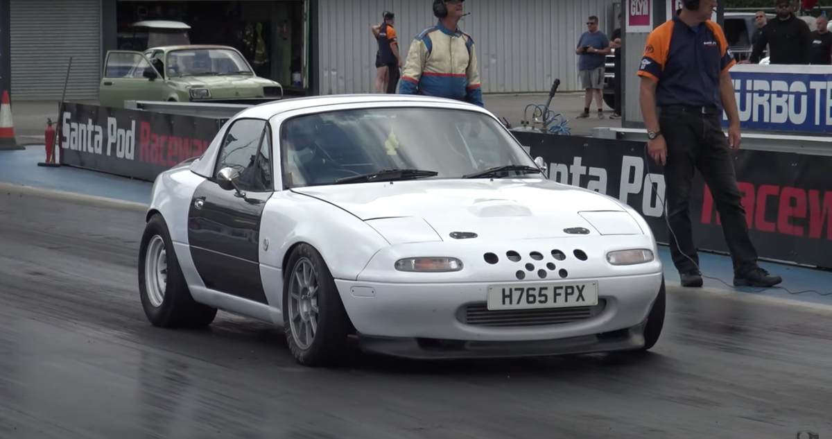 2JZ-Swapped Mazda MX-5 Miata Lays Down a 10-Second Quarter-Mile