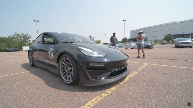 Ferociously Quick Modified Tesla Model 3 Tackle Pikes Peak