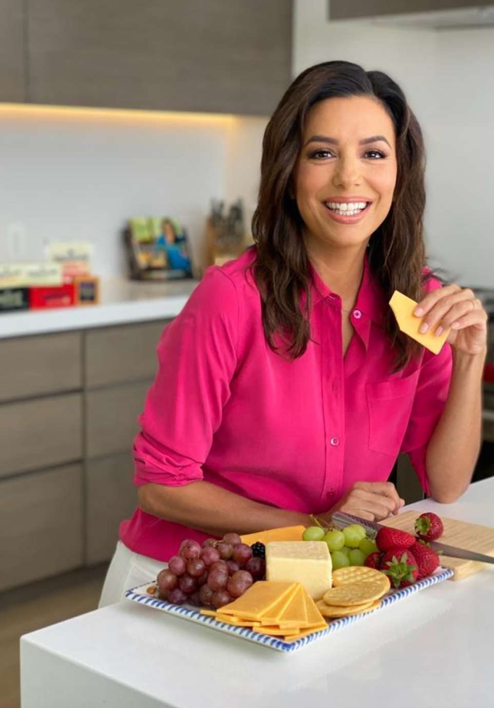 Latinx Family Comedy Inspired By Chef Aarón Sánchez's Memoir In Works At  ABC With Eva Longoria Producing – Deadline