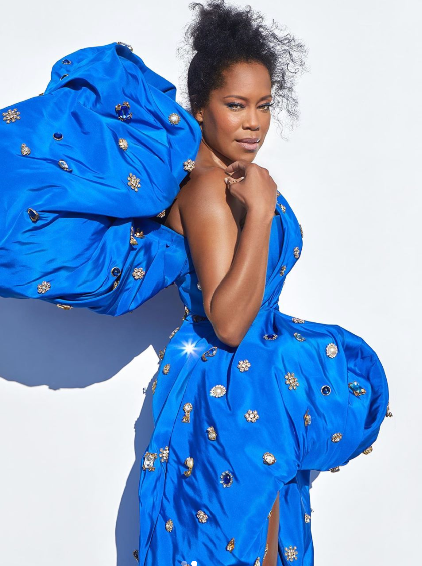 Regina King Wows in a Baby Blue Butterfly Gown at the Oscars 2021 –  Footwear News