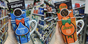 hersheys mug cake holiday kits kisses and reese's flavor with souvenir orange and blue mugs