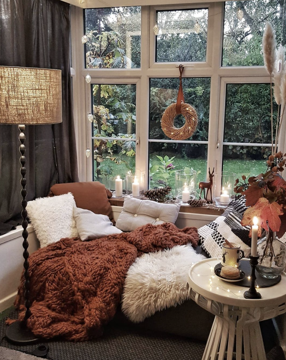 25 Cozy Reading Nook Ideas for Small Spaces 2022