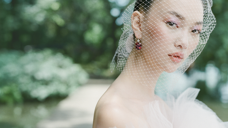 27 Best Wedding Hair Accessories in 2023: Veils, Headpieces, More