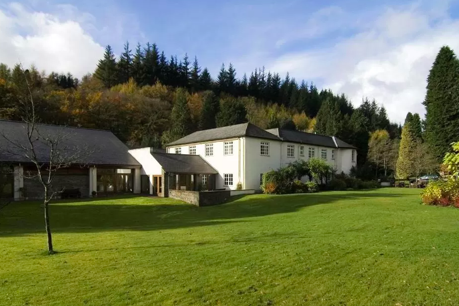 places to stay in the brecon beacons
