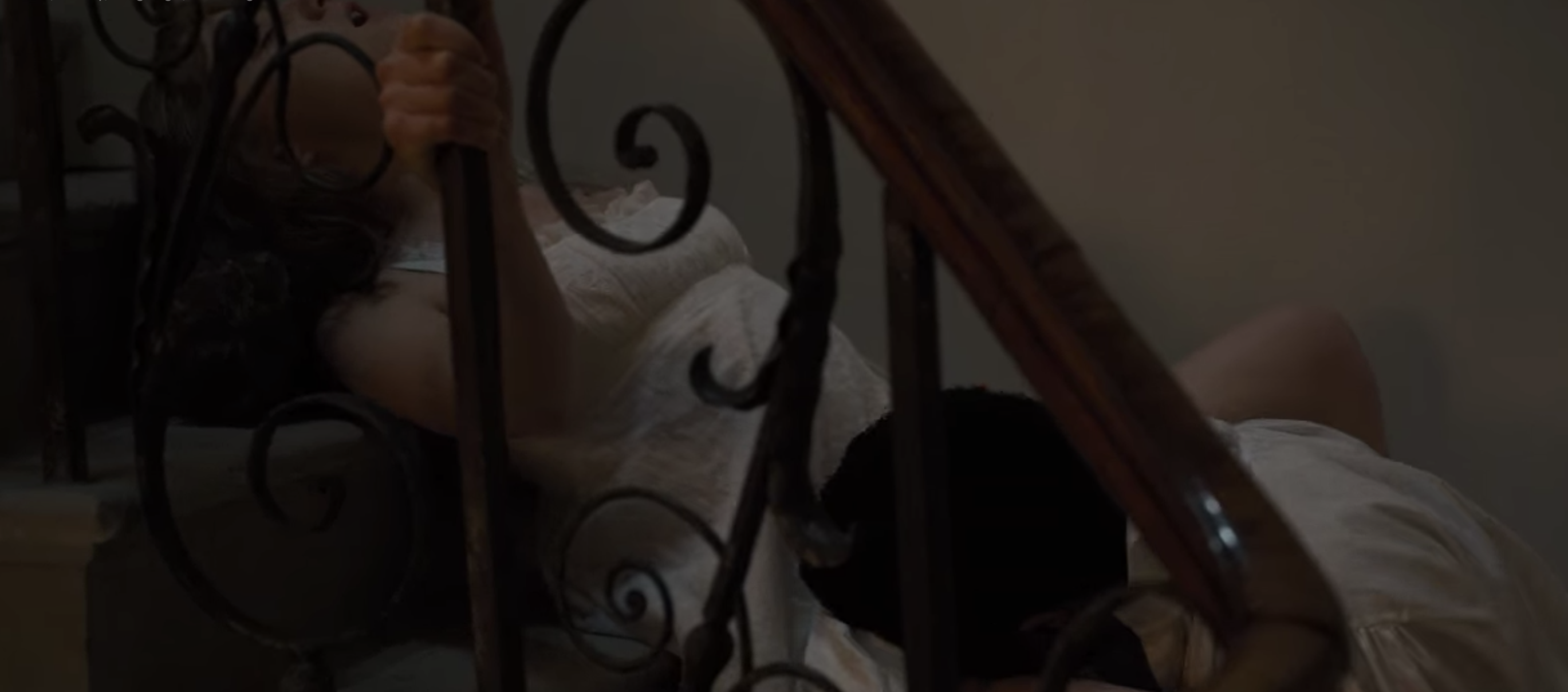 27 Bridgerton Sex Scenes - Netflixs New Series Bridgerton Sex Scenes