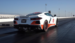 1000-HP C8 Corvette Versus Porsche Taycan Turbo: Drag Race