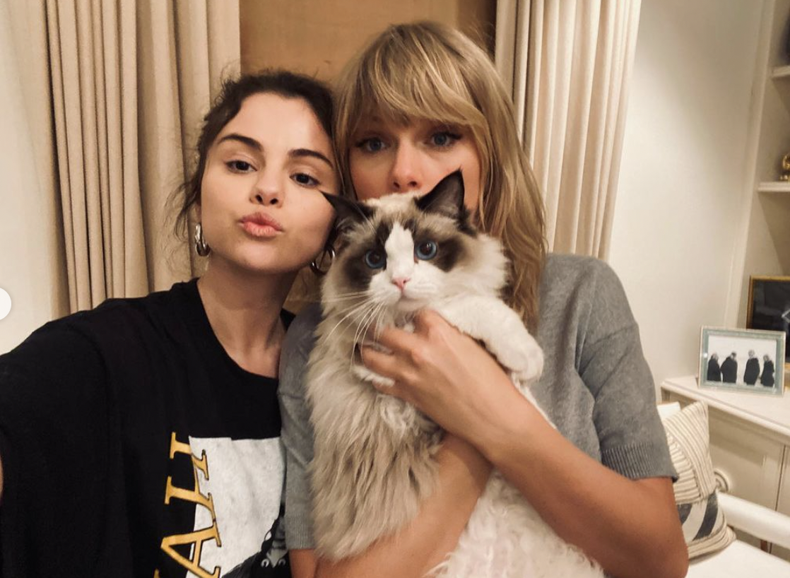 1118px x 818px - Selena Gomez and Taylor Swift's Complete Friendship Timeline