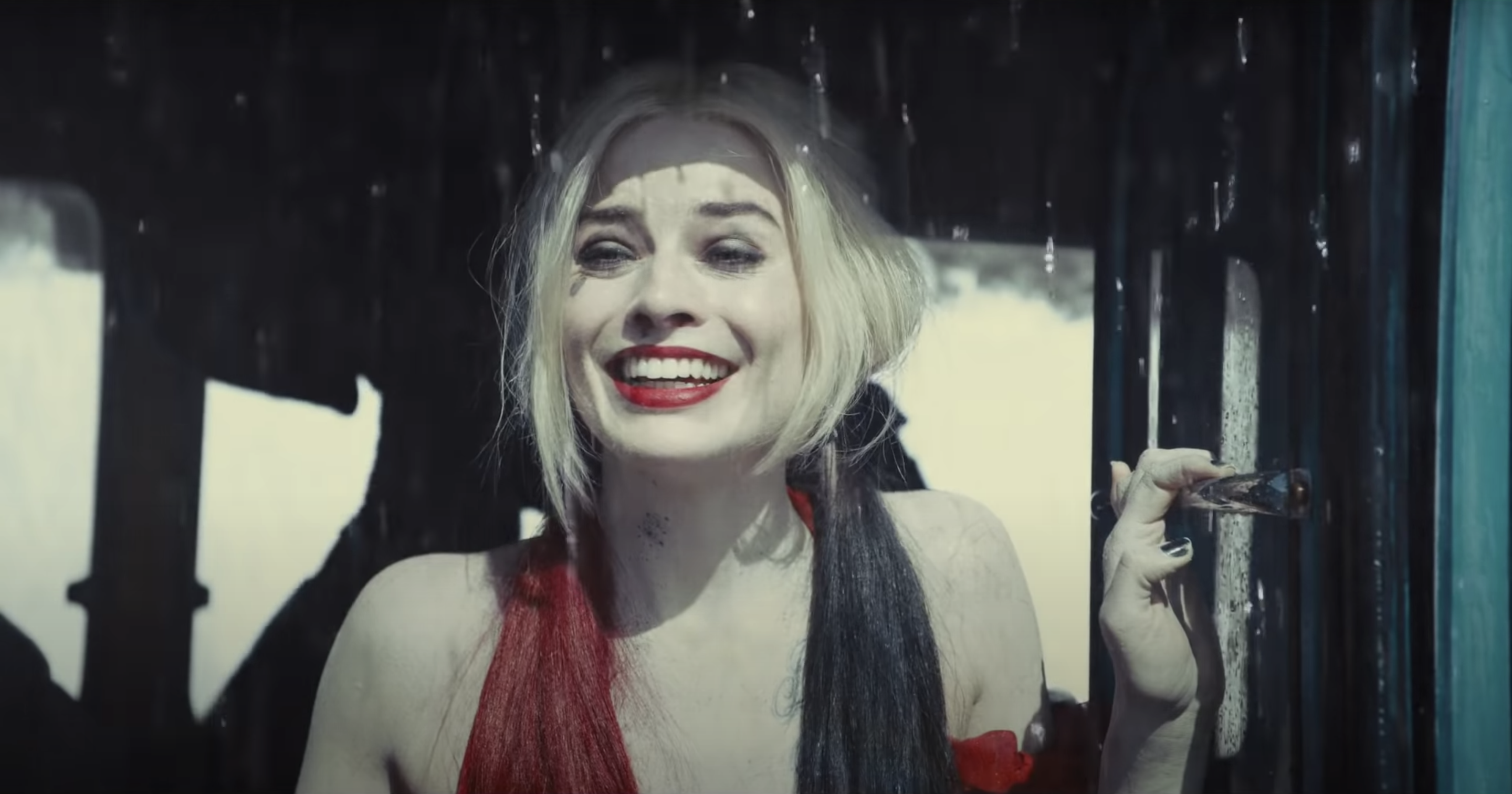 Margot Robbie returns as Harley Quinn, introduces cast of Birds of Prey in  surprise teaser video. Watch here