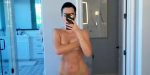 khloe kardashian on unretouched instagram photo