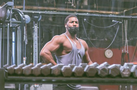 Former NFL Linebacker Greg Jennings Has Gotten Jacked To Make His  Bodybuilding Debut – Fitness Volt