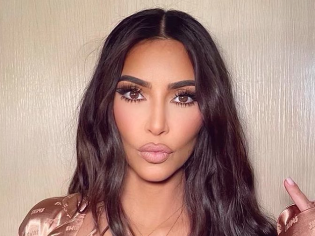 Kim Kardashian looks unrecognizable with blonde wig and bleached
