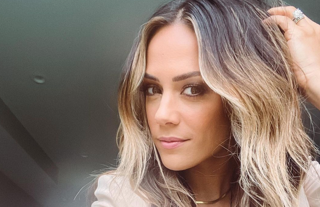 Jana Kramer Shows Off New Breast Implants In Topless Photo