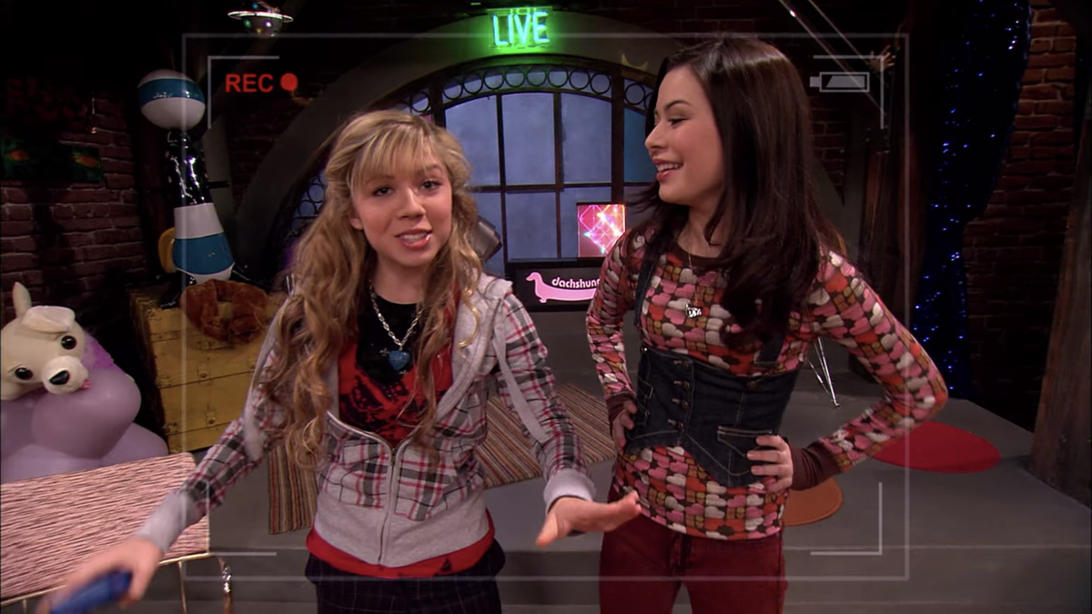 preview for 5 Things To Know About The “iCarly” Reboot