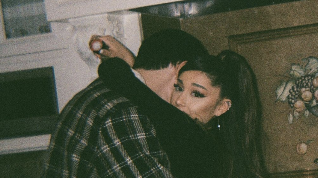 preview for A Look Back At Ariana Grande's Dating History