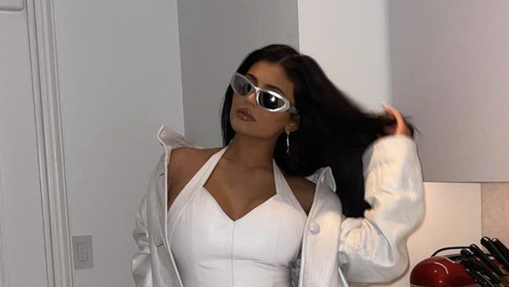 preview for Kylie Jenner HINTS at Baby’s Gender In Pregnancy Video?!