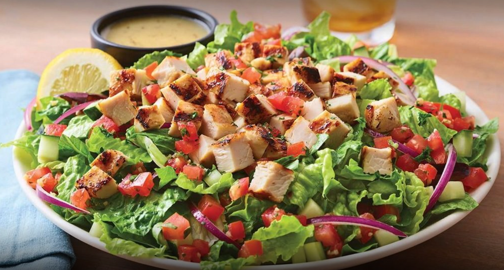 10 Healthiest Menu Items At Applebee’s, Per An RD - Applebee's Nutrition