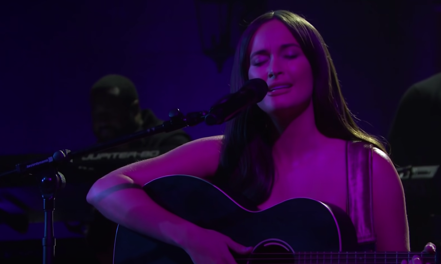 Video: Watch Kacey Musgraves' Powerful Nude Performance On 'SNL'