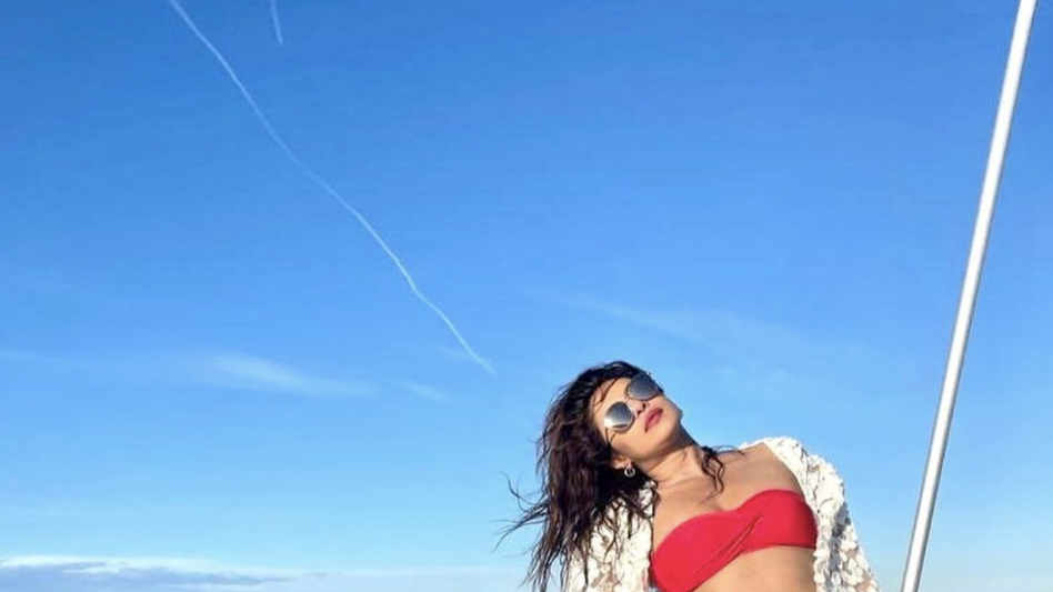 preview for Priyanka Chopra Jonas's Date Night Hair Routine