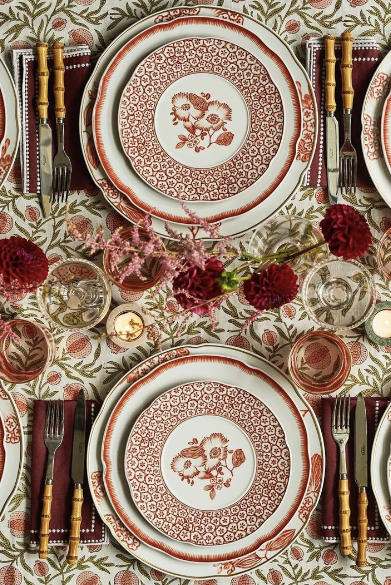 patterned thanksgiving table