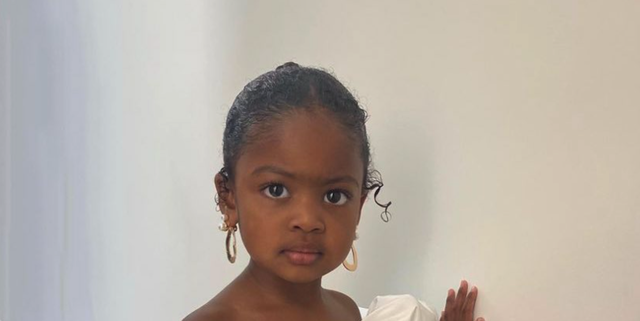 See Gabrielle Union S Daughter Kaavia Dressed As Adele For Halloween