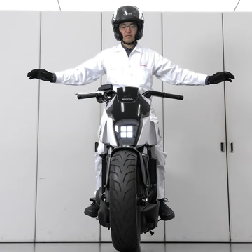honda self driving motorcycle