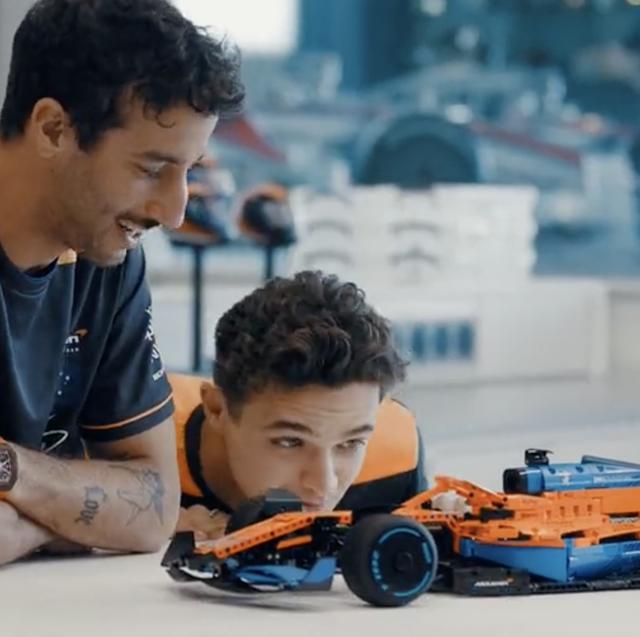 LEGO Technic McLaren Formula 1 Race Car - A replica worth buying