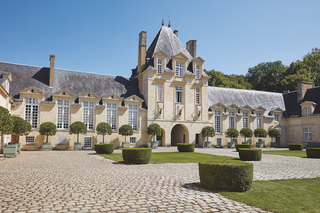 givenchy's château du jonchet in the loire valley