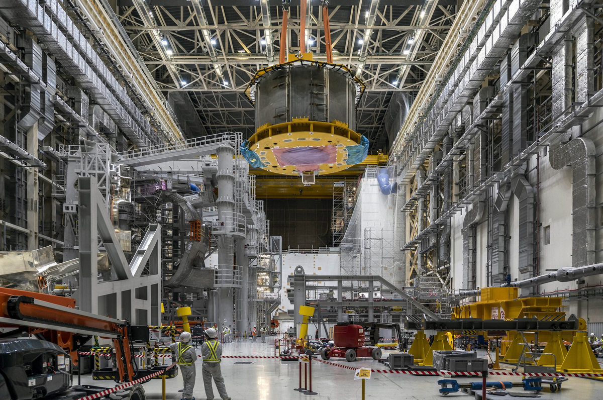 Regulators Halt Assembly of the World’s Largest Tokamak Reactor | ITER ...