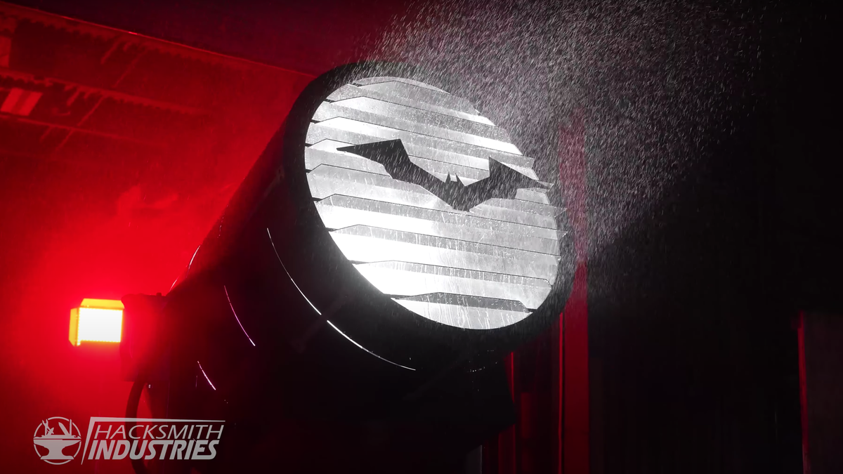 Homemade Batsignal Reaches the Clouds (and how to make an image
