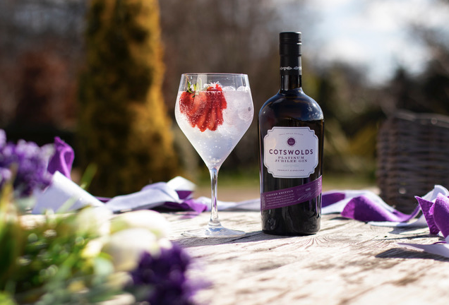 queens platinum jubilee gin whitley neil cotswolds