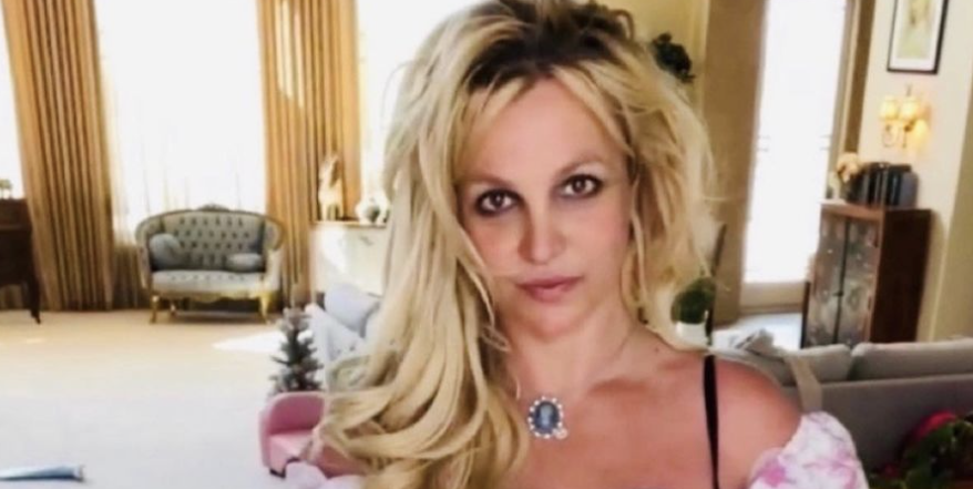 Britney Spears Is Pregnant And Reveals Perinatal Depression On IG