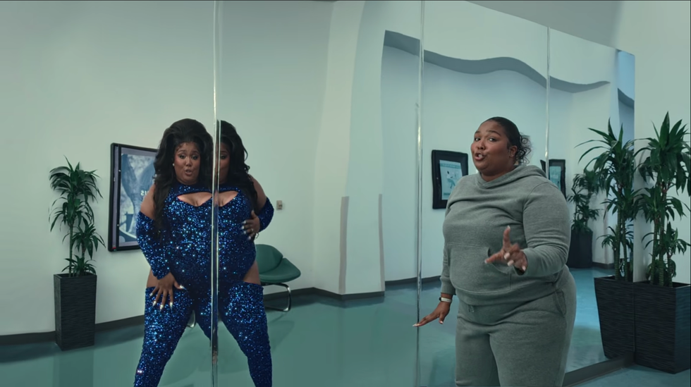 Lizzo announces new album 'Special' LIVE before About Damn Time video  release! 