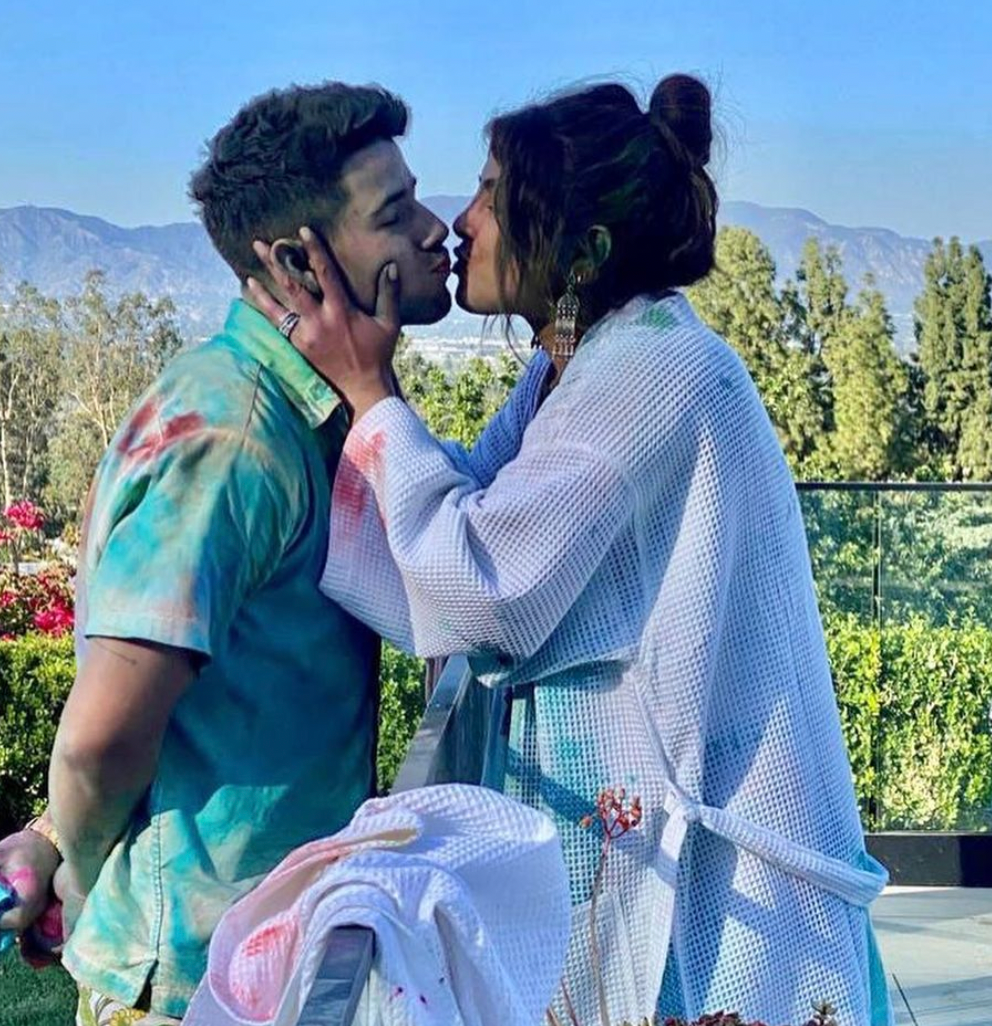 Nick Jonas and Priyanka Chopra Still in Honeymoon Phase