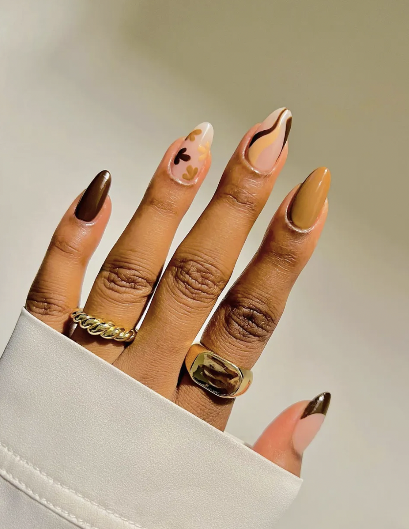 10 Beautiful Nail Designs To Wear This Fall - Wonder Forest