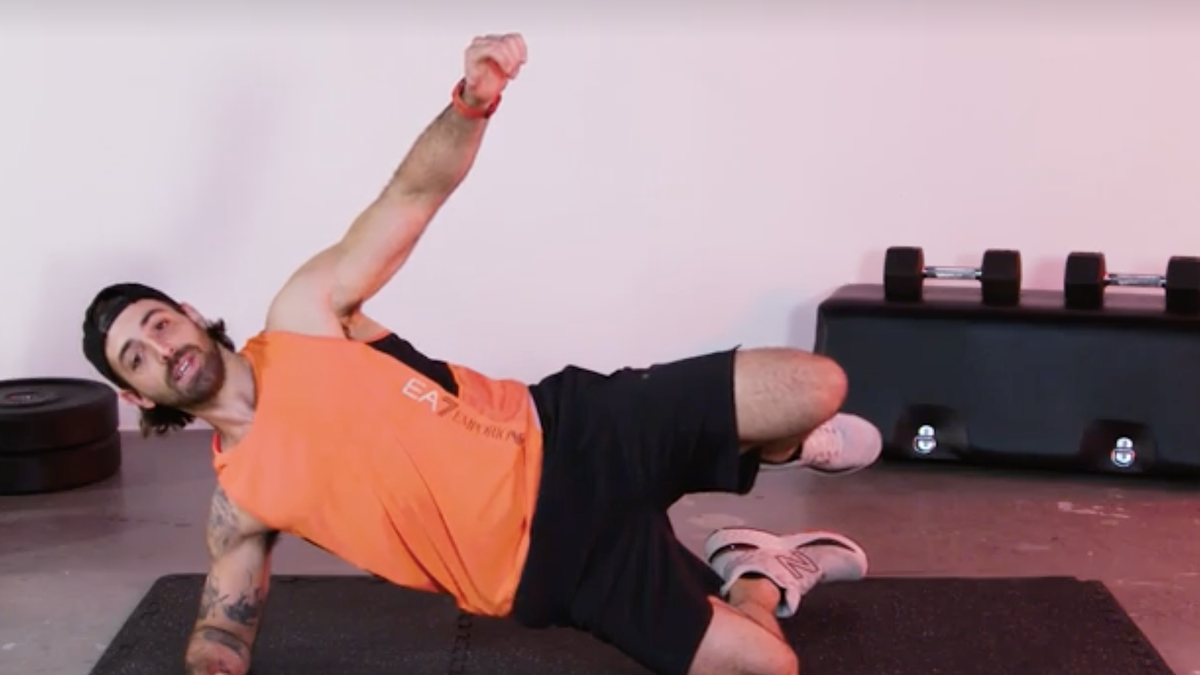 preview for 3 Side Plank Variations to Level Up Your Obliques Training