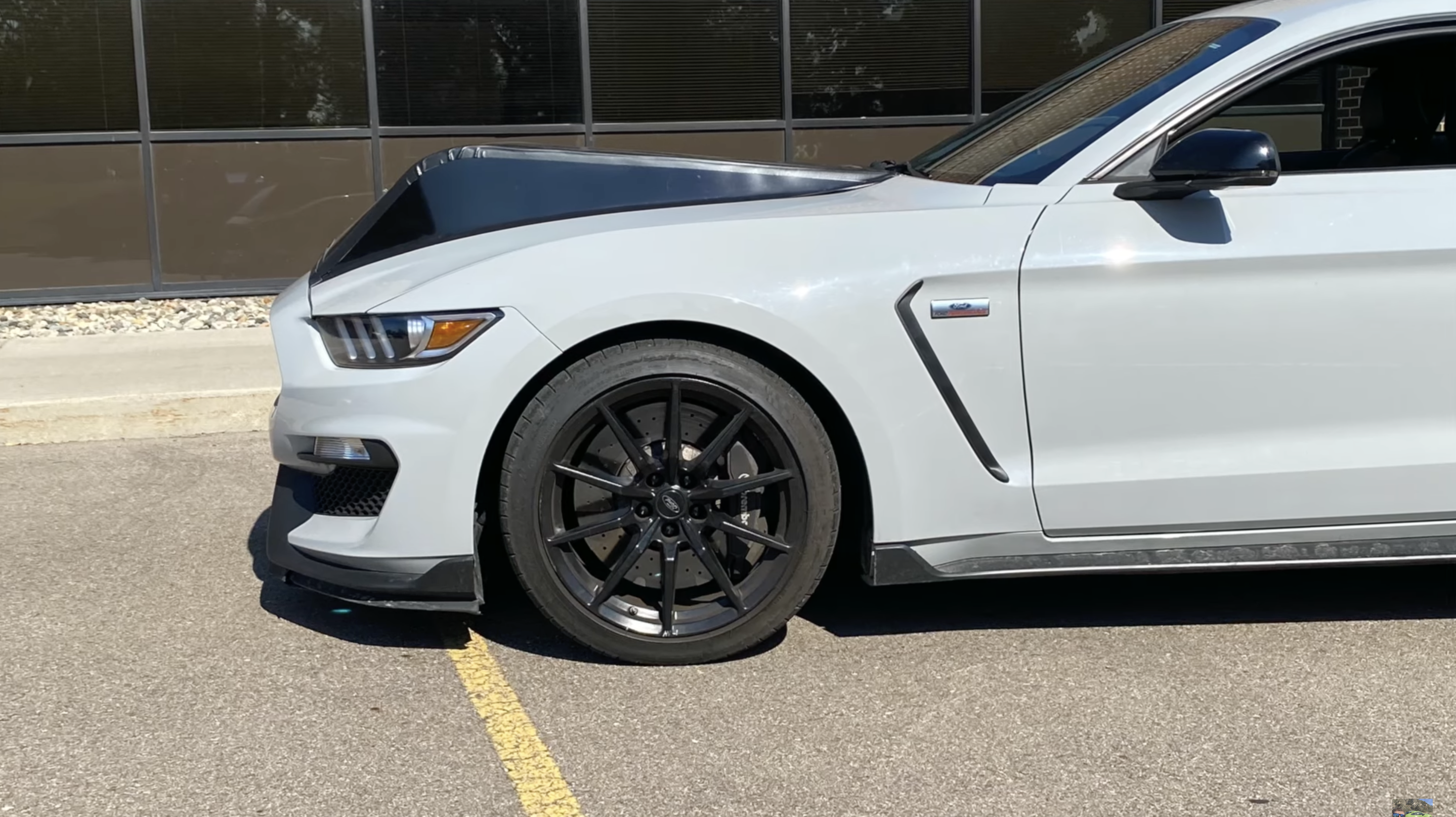 Wild Mustang Prototype Is a Test Bed For Ford's 7.3-Liter V-8