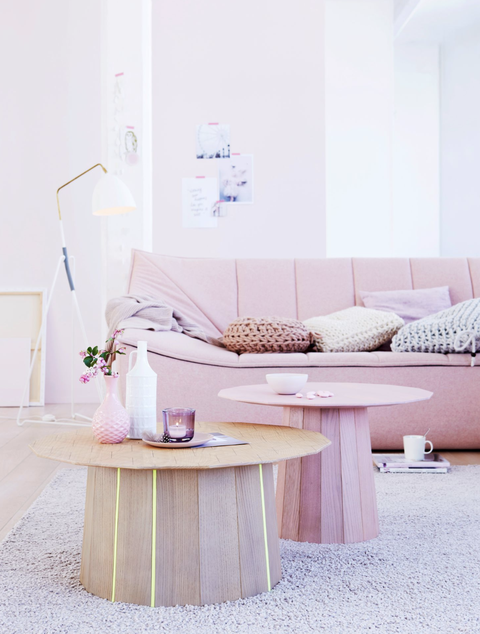 living room ideas, living room with a pink couch