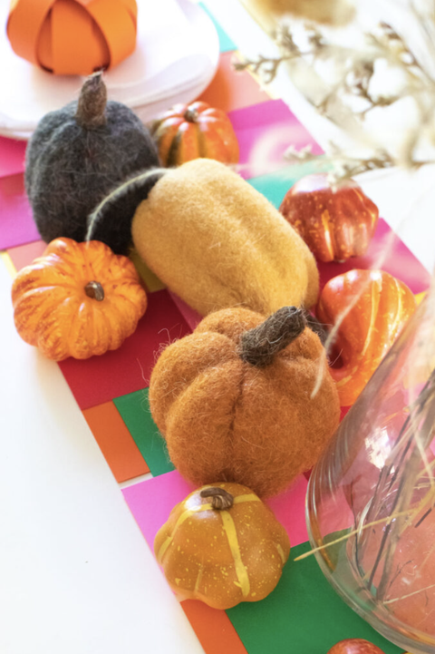 thanksgiving centerpieces woven paper table runner