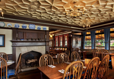 rose and crown dining room