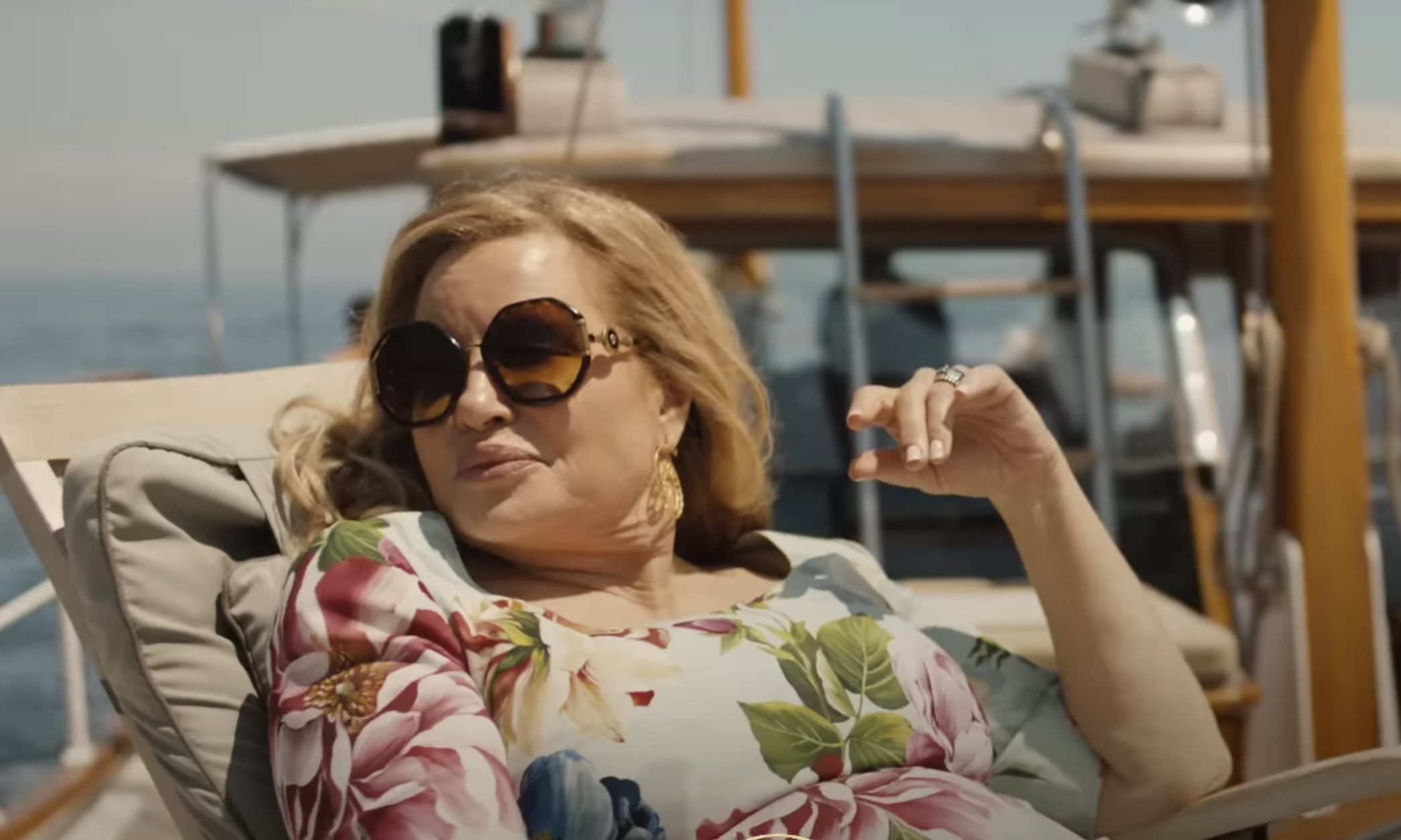 White Lotus' Jennifer Coolidge Reveals Which Cast Partied More